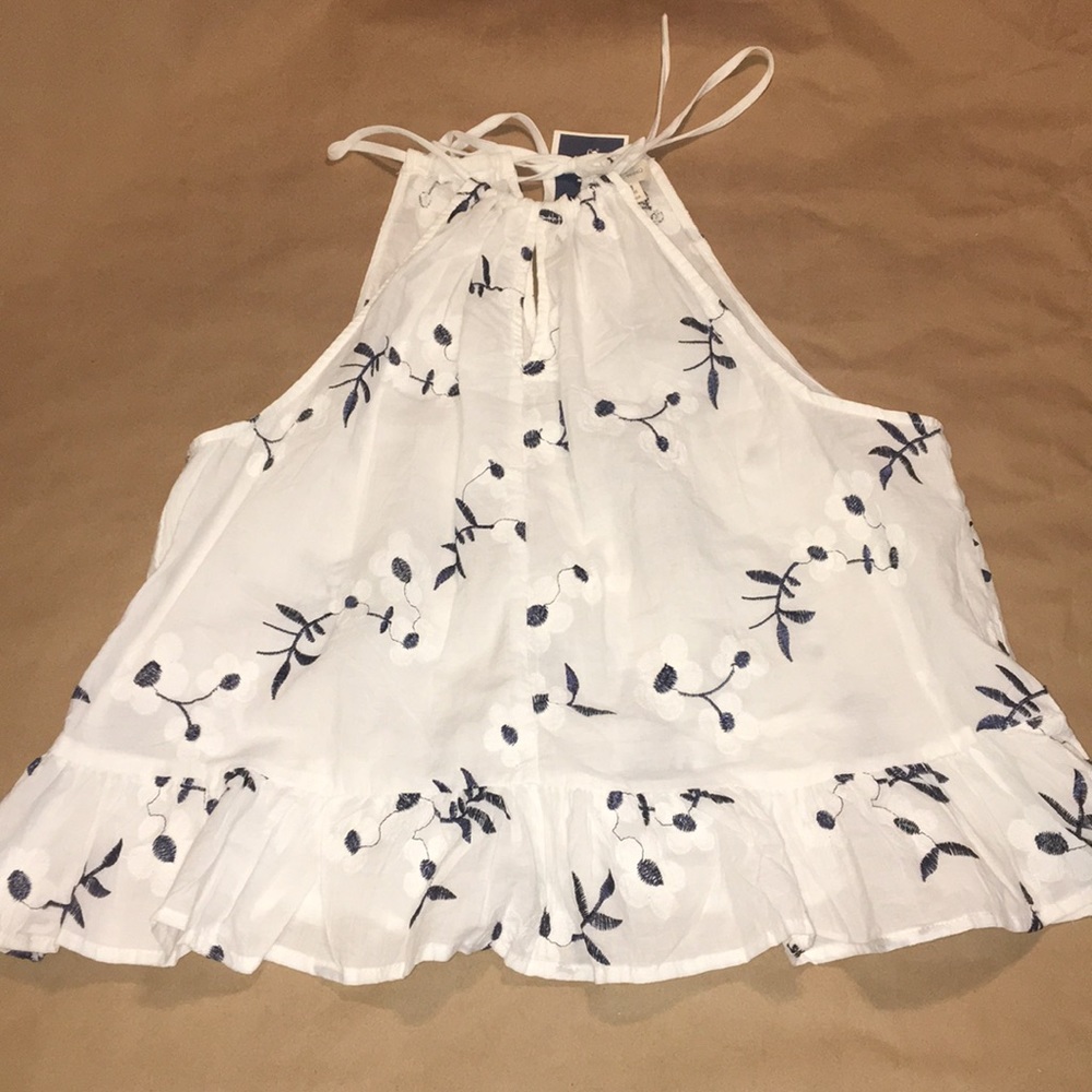 White blouse💙NEVER WORN💙